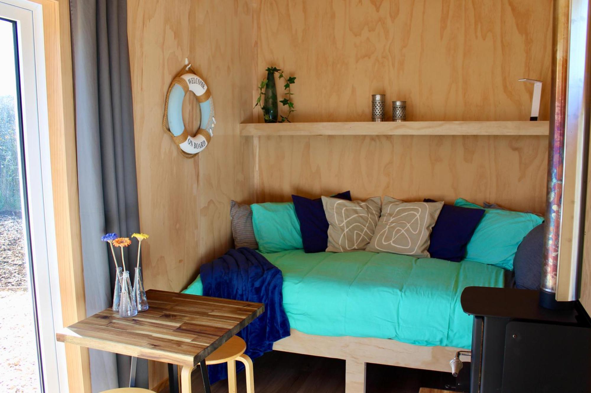 Cosy Tiny Container Cabin Carterton Eksteriør bilde